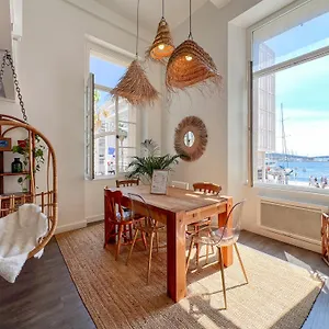 Appartement Elegant T3 Avec Vue Sur Le Port De, Toulon