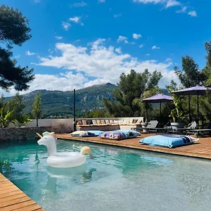  Gasthof Holistika : / Pool / Air Conditioning/ Mont Faron